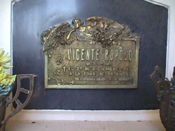 Lapida Vicente Cipriano Ropolo del Panteon de la Familia Ropolo en Felicia