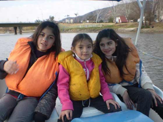 Las hijas de la  familia de Griselda Perrone y Aldo Fernado Perrone (ao 2007)