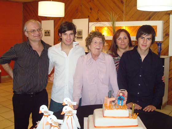 La Familia de Jos Luis y Sandra Noemi Astrada con Letizia Angela Ropolo (Set/2009)