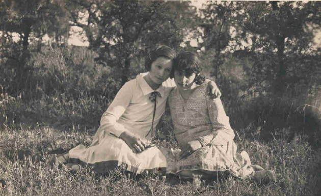 Dosolina Anastacia Ropolo con Juana Santina Reinhardt (ao 1921)