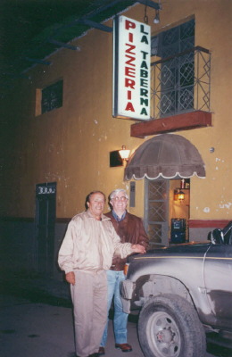 Con un Amigo Peruano en Huallanca - Per (ao 2.000)