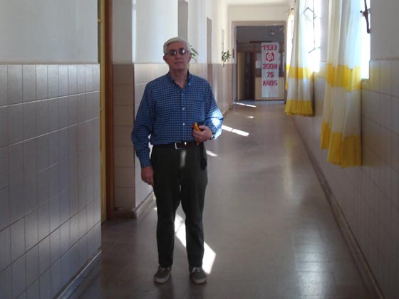 Eduardo en la Escuela Bernardino Rivadavia de Las Varillas donde curso el ciclo primario (2008)