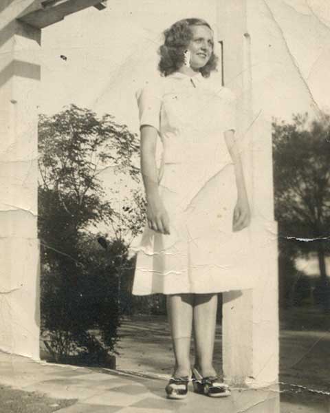 Juana Manassero en su juventud (Ao 1945)