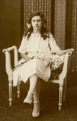 Juana Santina Reinhardt en su adolescencia