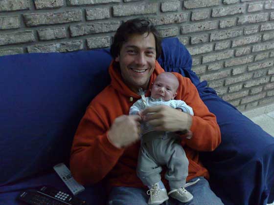 Valentino Ropolo con su tio Ral Pedro (15/May/2008)